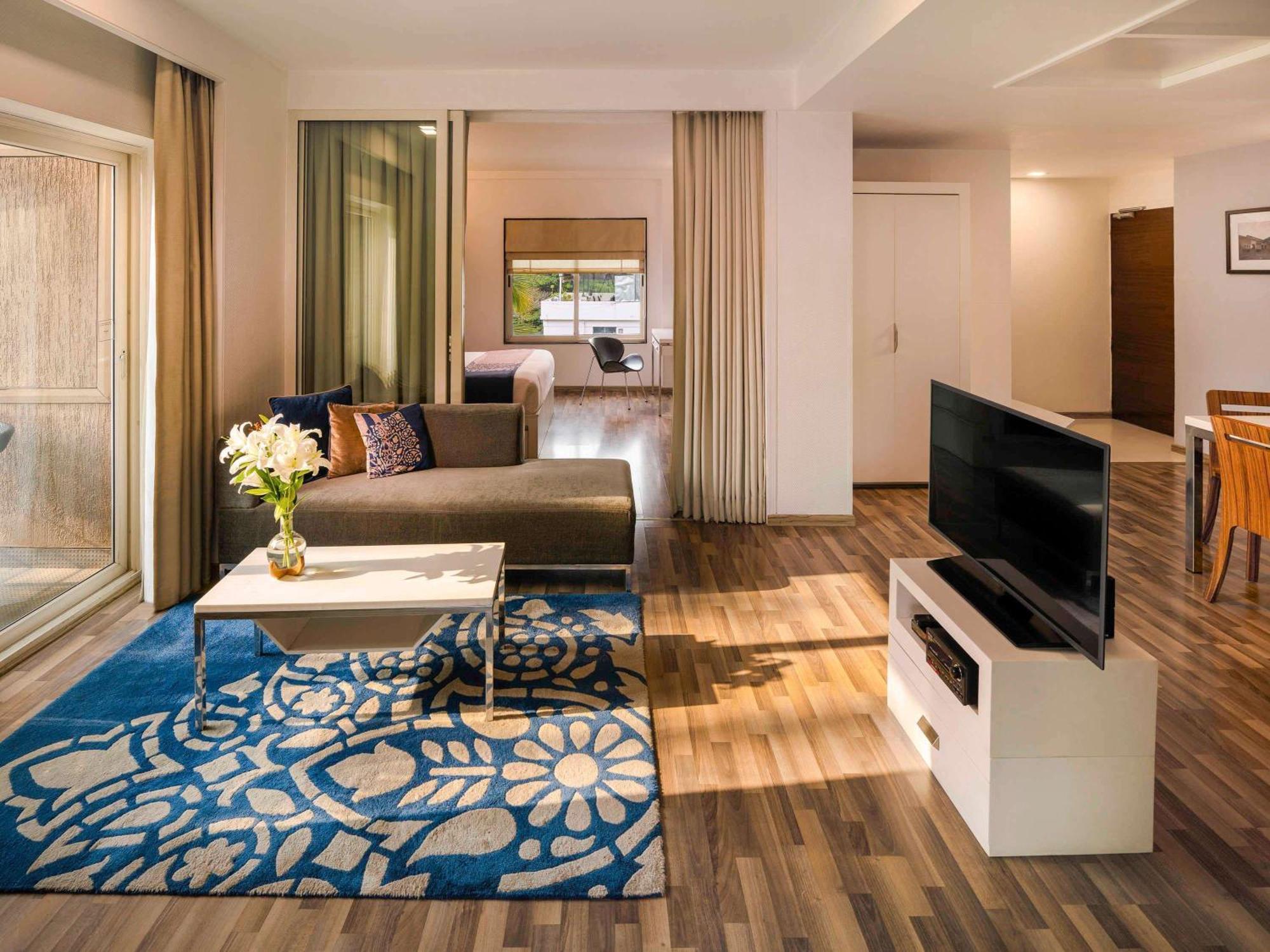 Grand Mercure Bangalore - An Accor Brand Exterior photo
