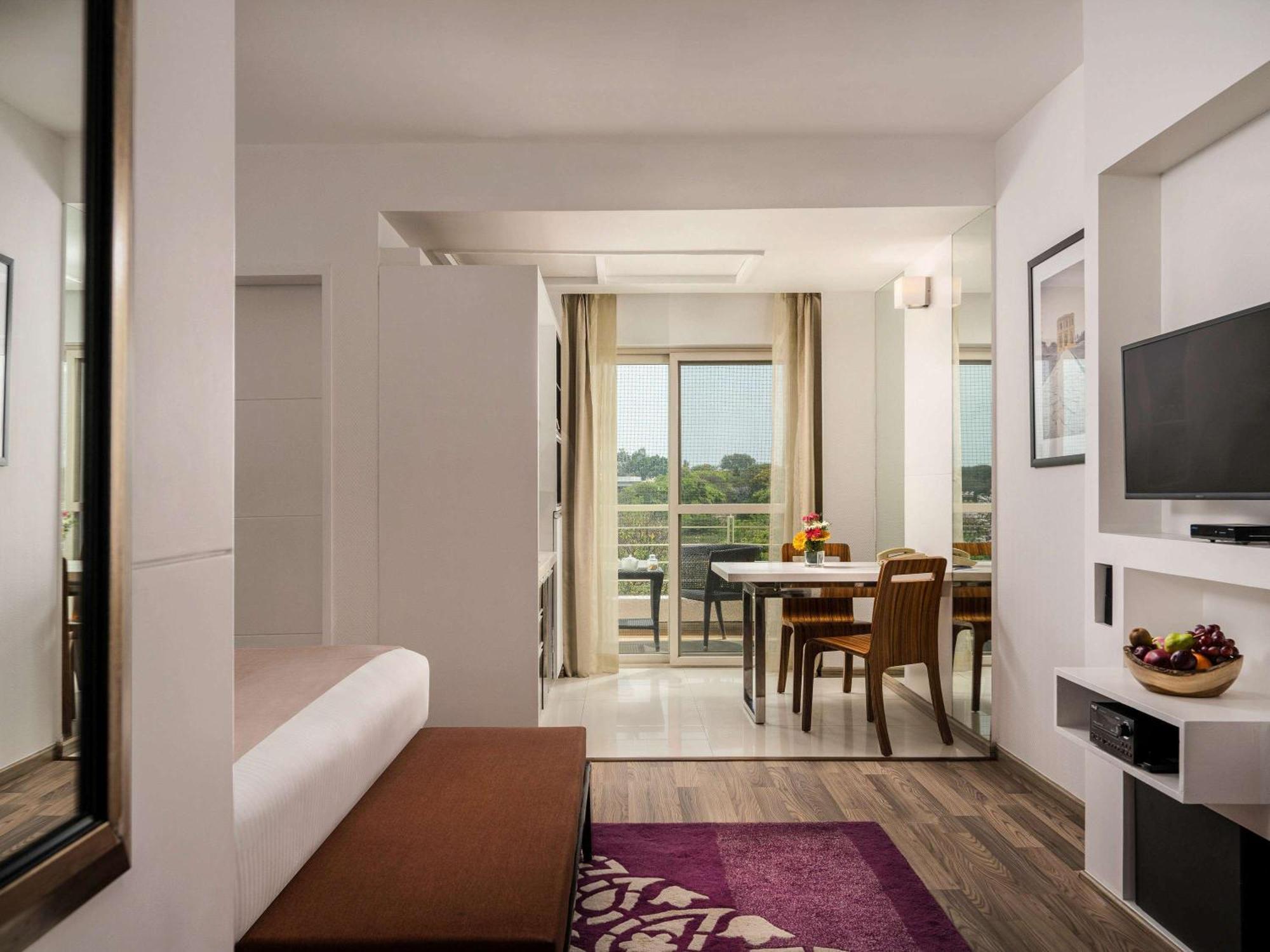 Grand Mercure Bangalore - An Accor Brand Exterior photo